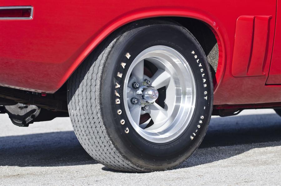  Dodge Challenger R/T Hemi Mr Norm&rsquo;s 1971 года  (фото 15 из 32)